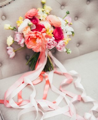 Culoare nunta 10 nuante la modă pentru primăvara anului 2016