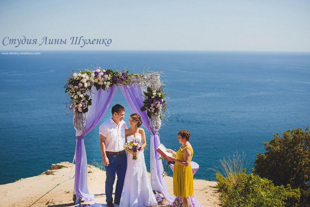 Выездная регистрация на мысе "Фиолент".Свадьба в Крыму для двоих.