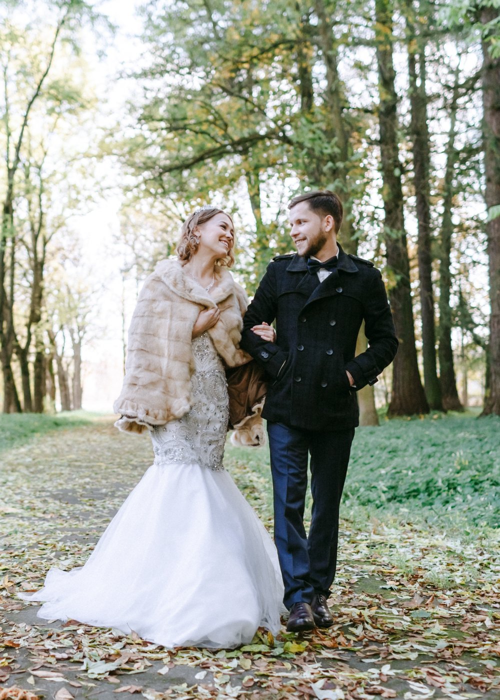 Осенний образ невесты и жениха