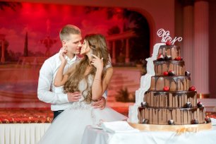 Потрясающий свадебный торт