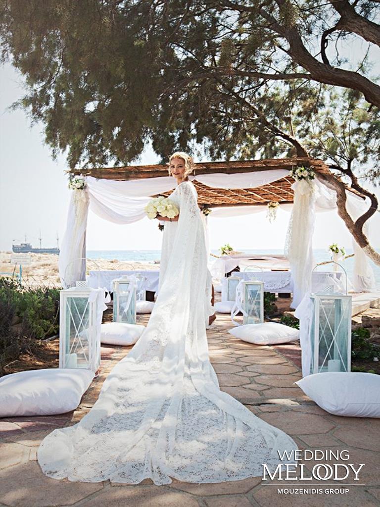 Свадьбы на Кипре в самых романтических уголках острова.