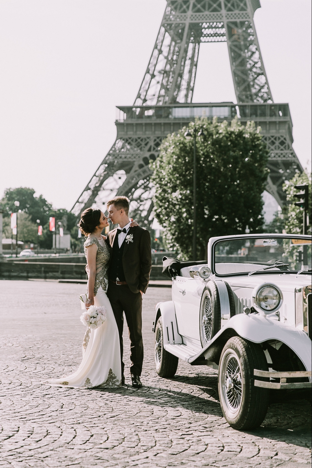 Свадебная прогулка по Парижу