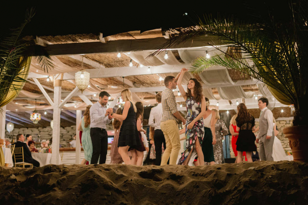 Свадьба в Болгарии, Свадьба на пляже в Болгарии. Организация INSIDE WEDDING. Фотограф Юлия Маринова.
