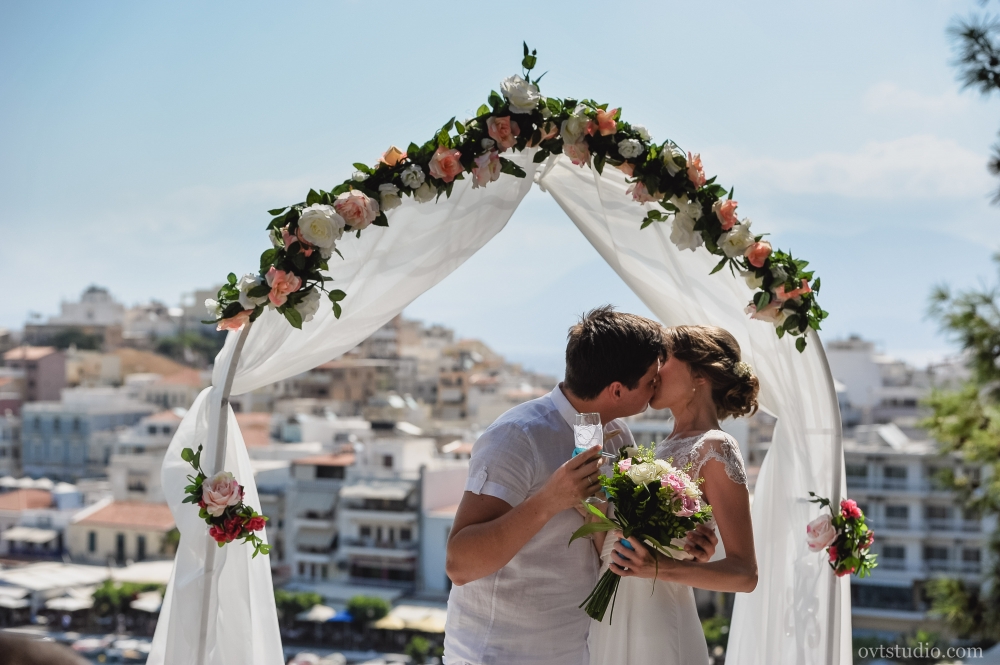 Свадьба на Крите в Греции
Свадебная церемония Альбины и Александра
СВАДЬБА КРИТ