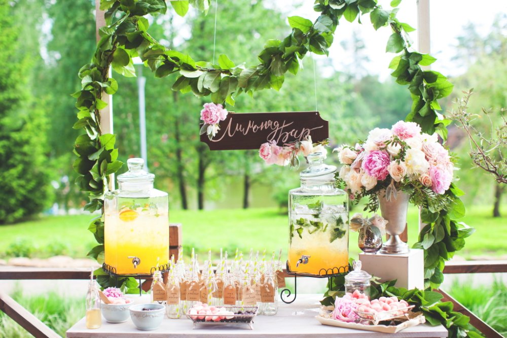 Лимонадный бар на свадьбе Саши и Иры.
Свадебное агентство Crystal Wedding.