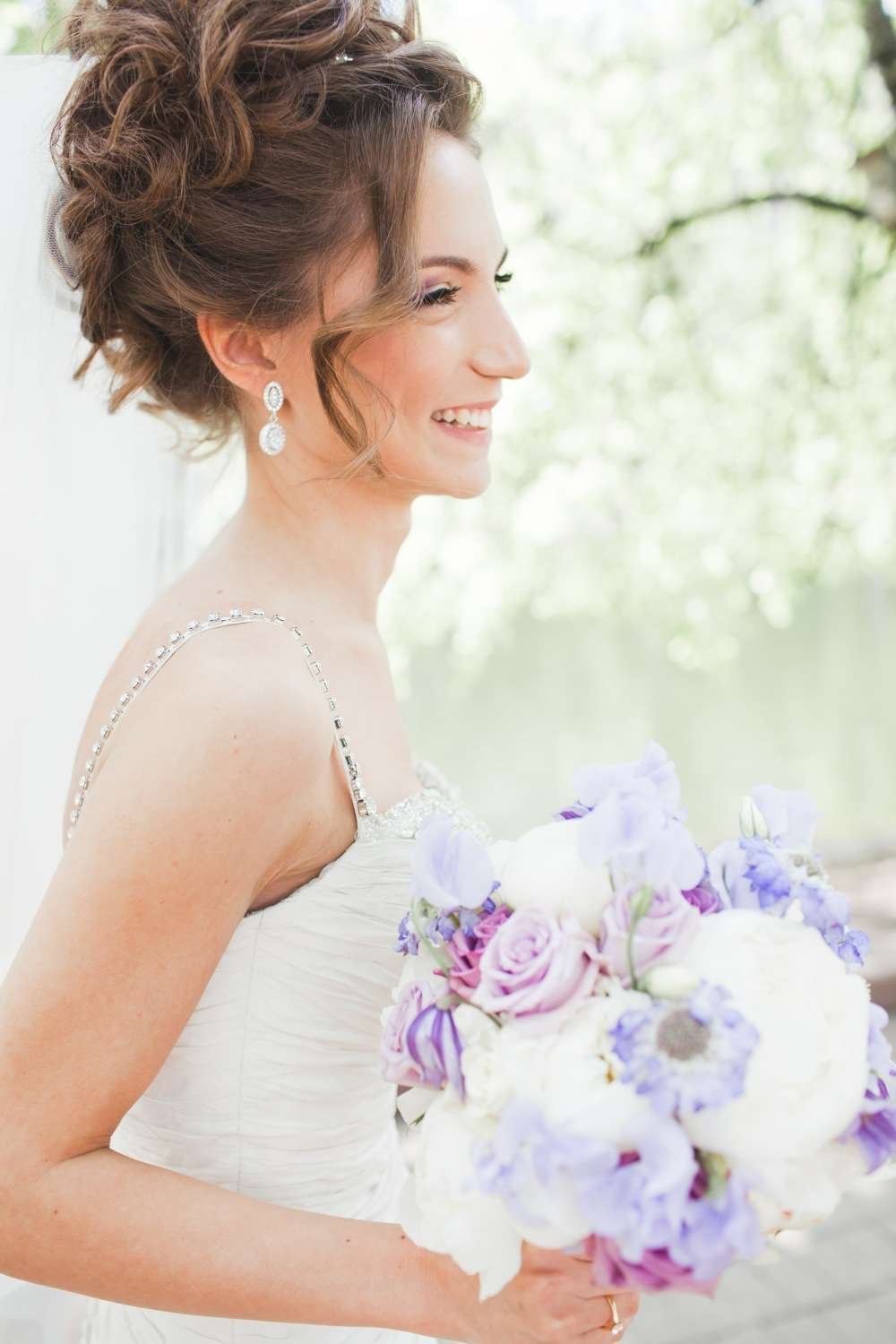 Букет невесты в светло-фиолетовом цвете