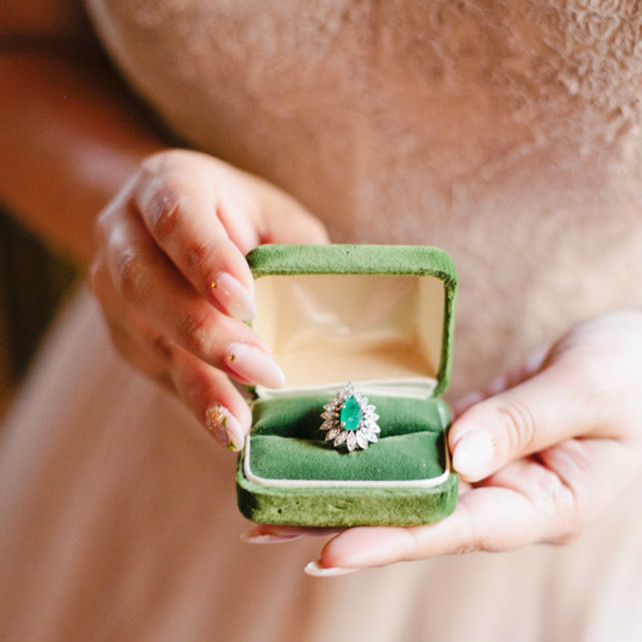 Изумрудная сказка: 50 фотоидей для свадьбы в зеленом цвете