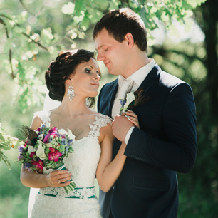 Изысканная свадьба с павлиньими перьями: Александр и Екатерина