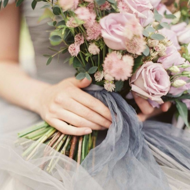 Идеальное сочетание: свадьба в розовых и серых тонах