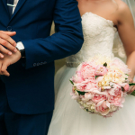 Свадебный сонник: К чему снится свадьба и выбор платья