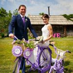 Сиреневая свадьба с велосипедами: Дмитрий и Светлана
