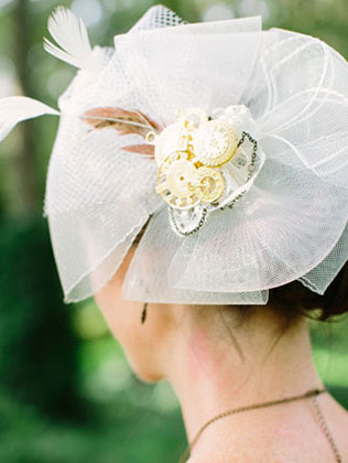Свадьба в стиле стимпанк, шляпка подружки невесты
