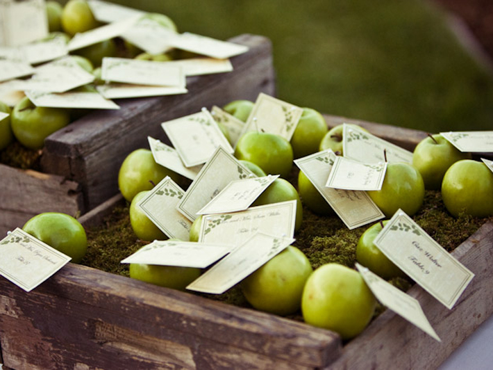 Банкетные карточки на яблоках