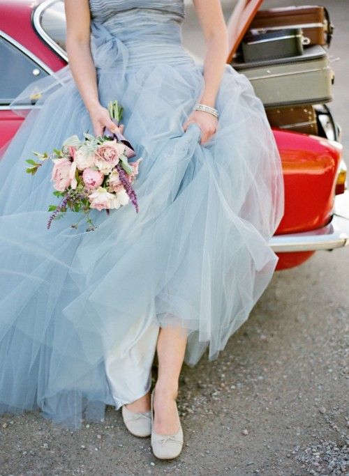 Платье невесты и букеты