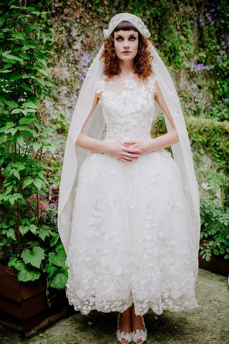 Платье невесты необычного кроя