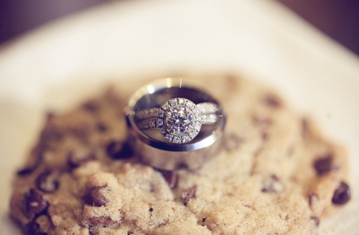 Свадебные кольца на овсяном печенье