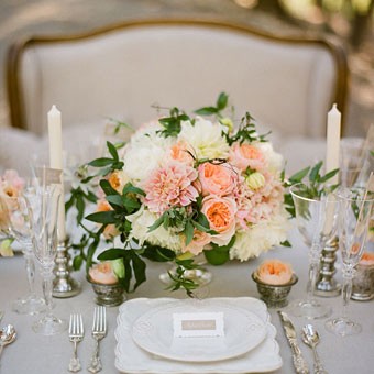 Цветы в декоре, Оформление свадебного стола