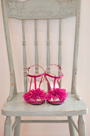 Туфли-босоножки невесты с пышными бантами