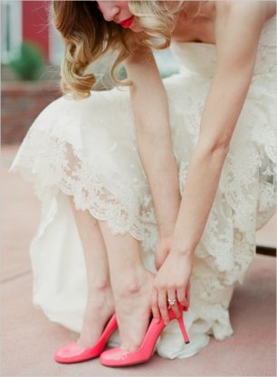 Лаковые туфли невесты