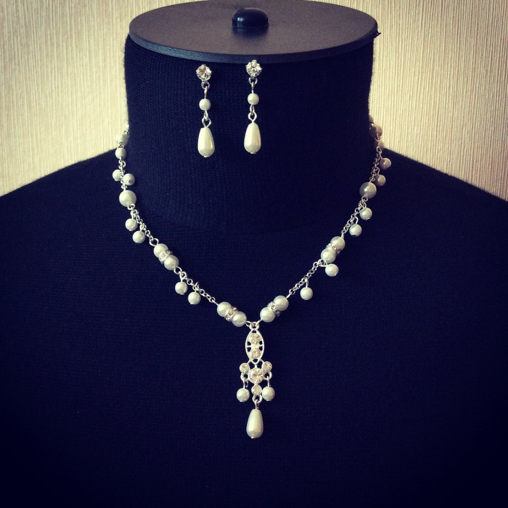 Комплект из жемчуга