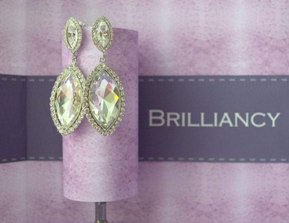 Серьги с родиевым покрытием (белое золото 725 пробы)