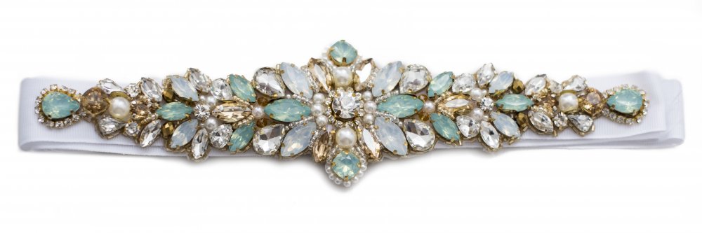 Авторский свадебный пояс.Стоимость 4 300 рублей.