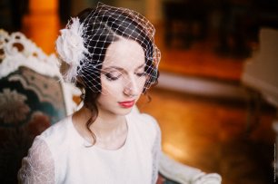 Вуаль с цветком