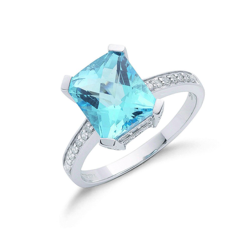 Помолвочное кольцо с голубым топазом