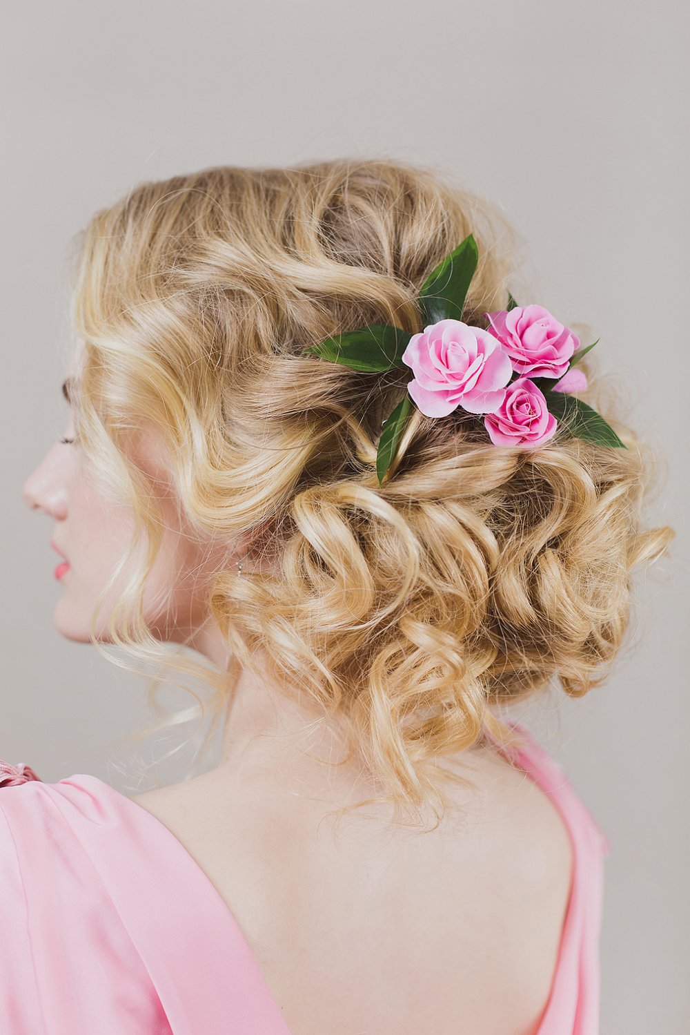 Розы на шпильках ручной работы