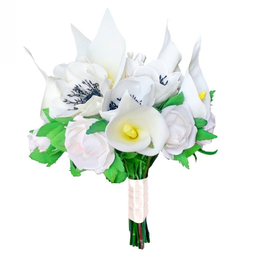 Свадебный букет из белых цветов (анемонов, роз, калл)