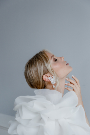 Свадебные серьги-цветы