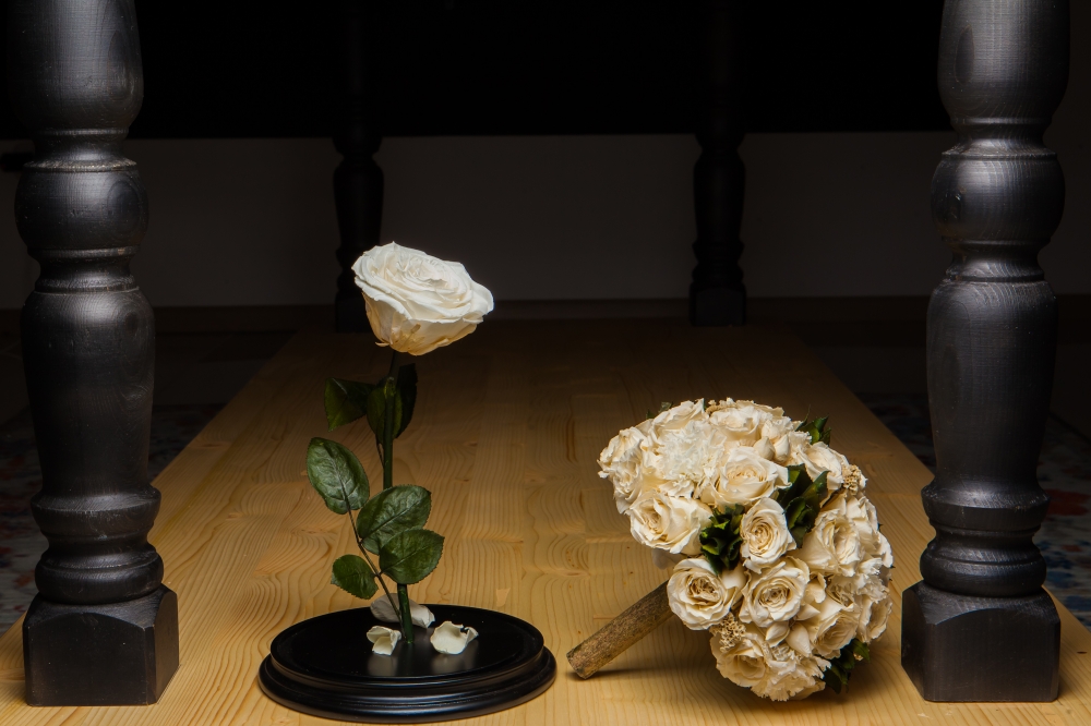 Неувядающая роза и долговечный букет невесты