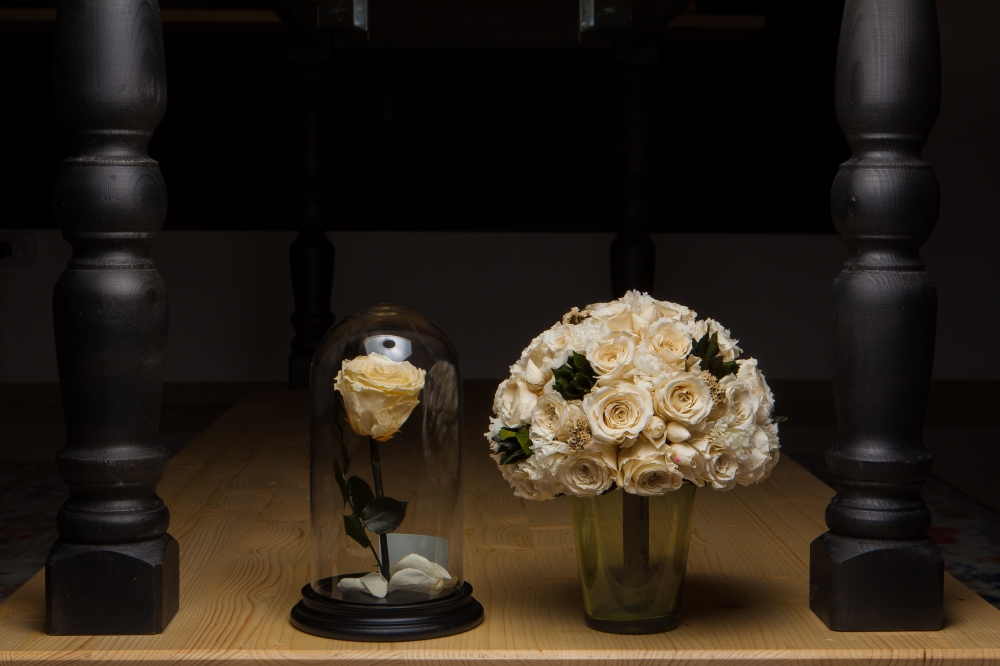 Неувядающая роза и долговечный букет невесты