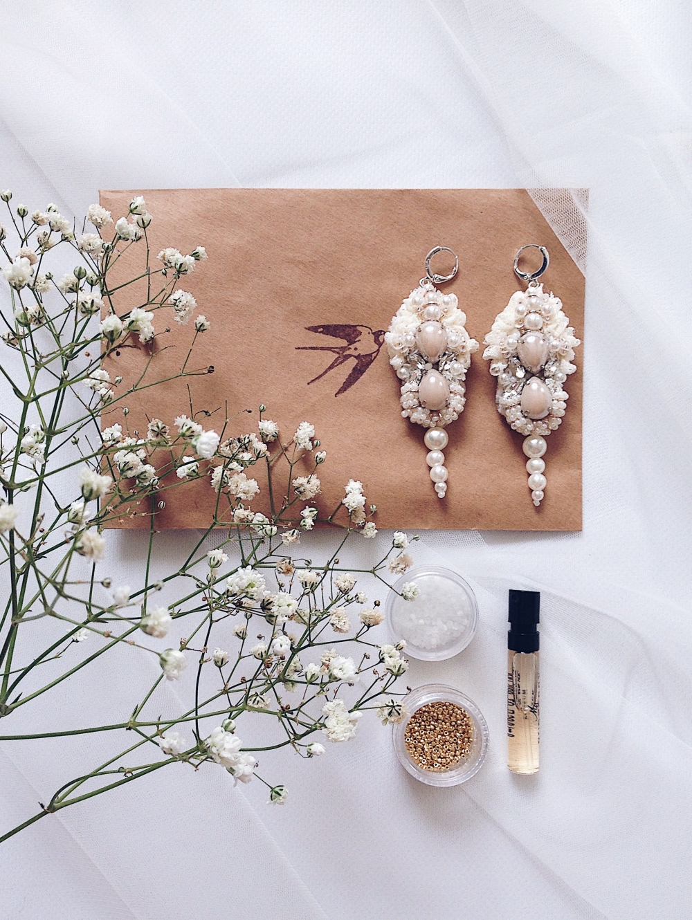 Свадебные серьги. Ручная вышивка