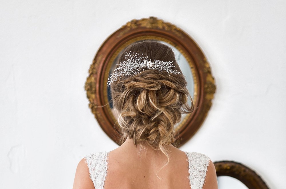 Украшение ручной работы для свадебной прически невесты "Сахарный жемчуг"