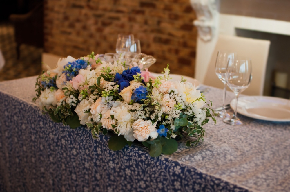 Композиция на стол, ресторан "Гуси-Лебеди".