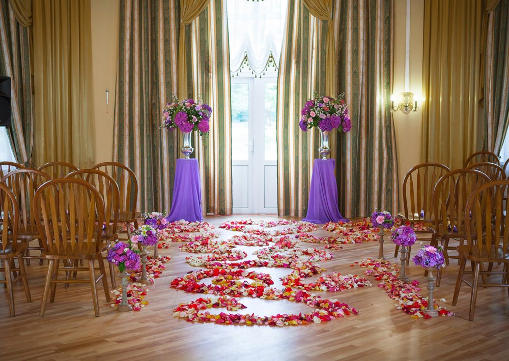 Сиреневая свадьба