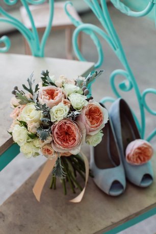 Букет невесты с садовыми розами