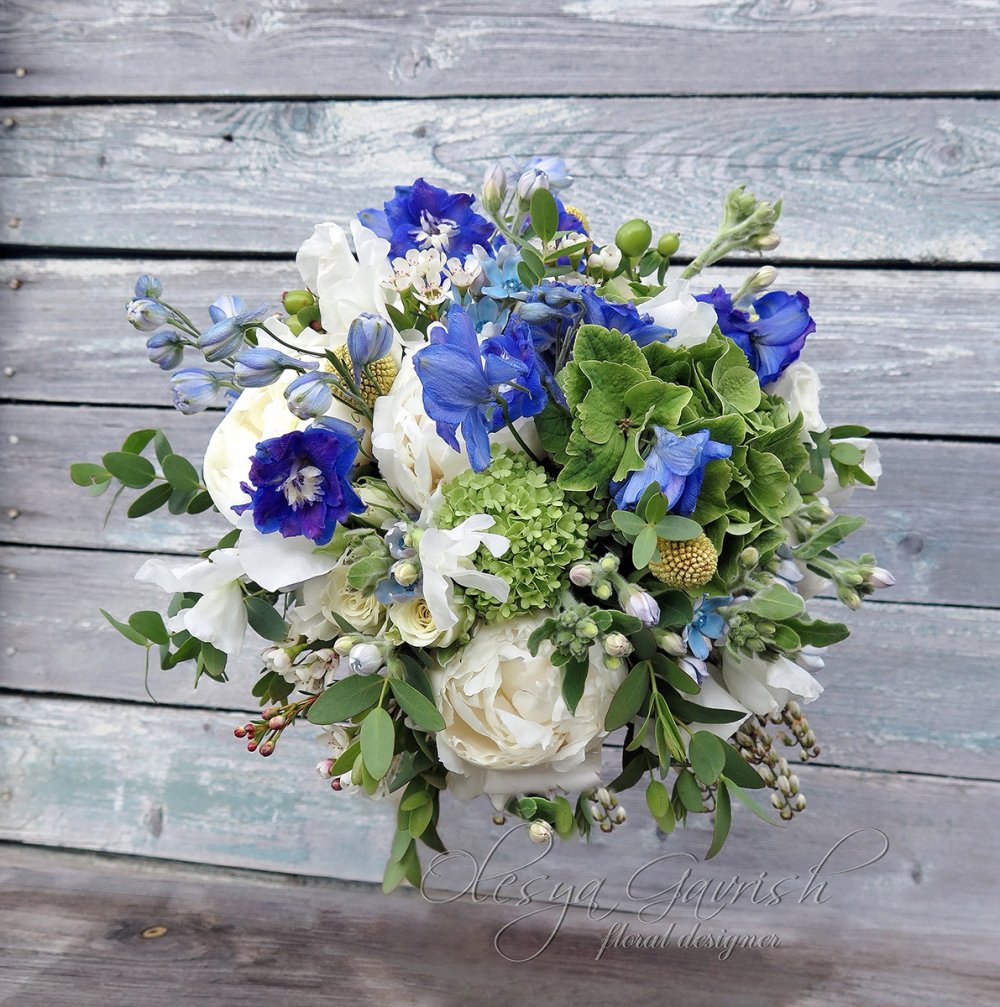 Свадебные букеты в синем цвете