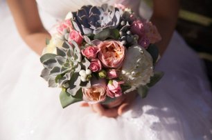 Букет невесты в нежных тонах