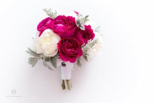 Пышные пионы в свадебном букете