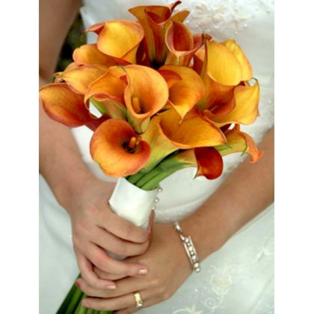 Свадебный букет "Гала"
Состав: калла (19 шт.), декор.