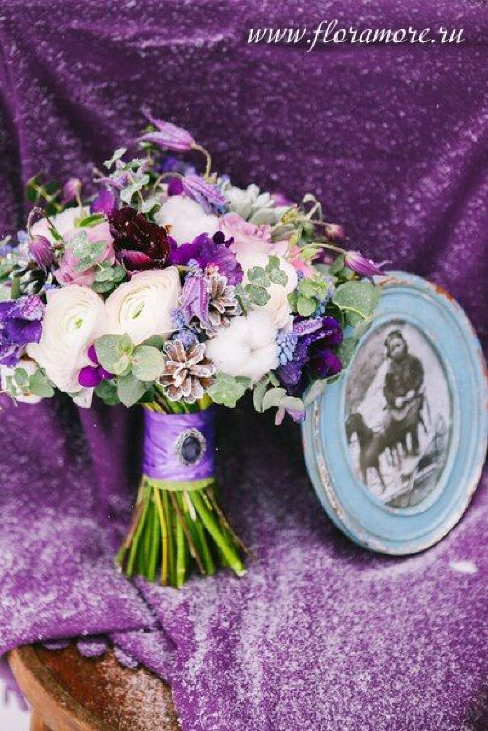 Флорист Кристина Каберне
Стилист Татьяна Обухова
Фотограф Ирина Климова