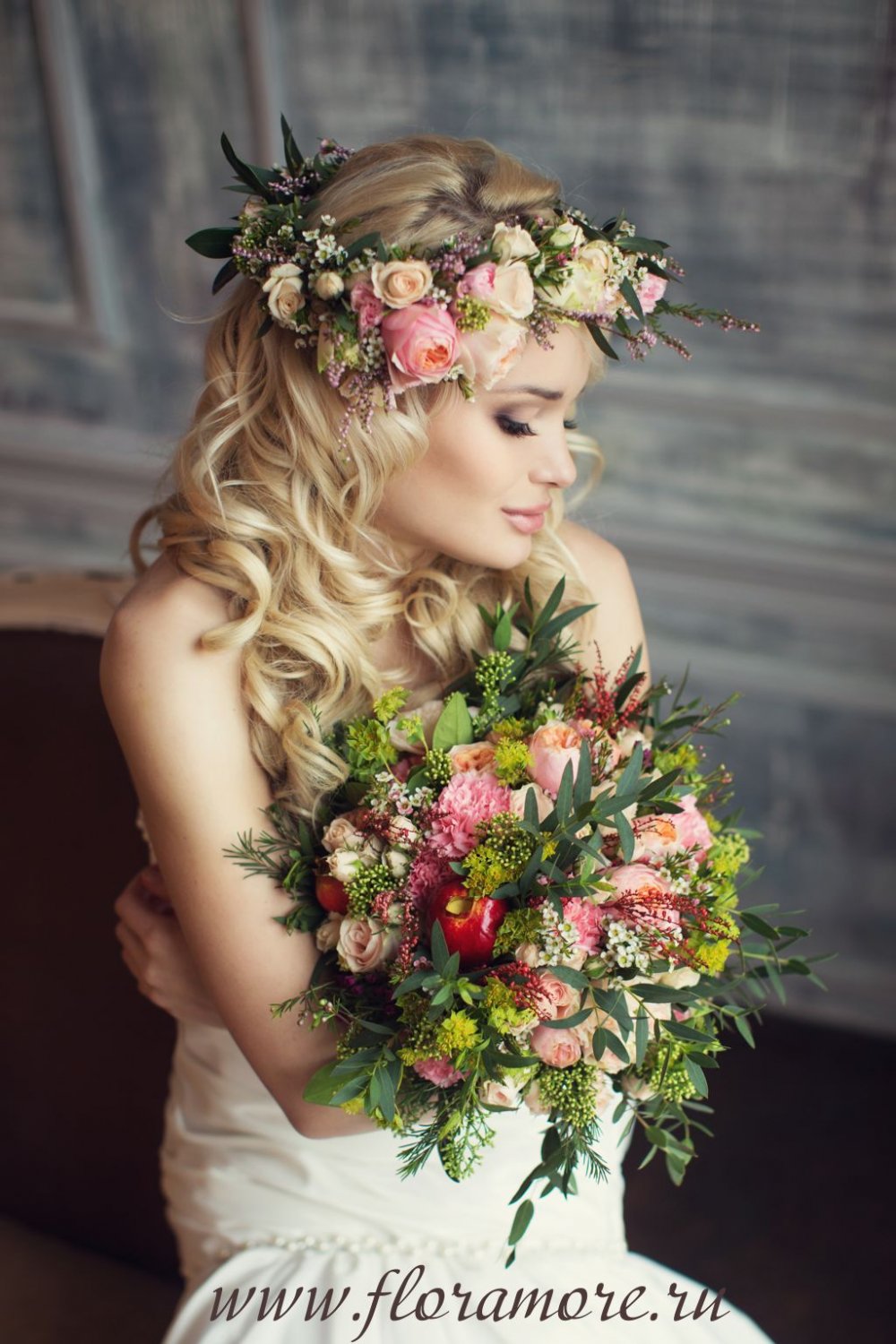 Флорист Кристина Каберне
Стилист Татьяна Обухова
Фотограф Лена Кожина