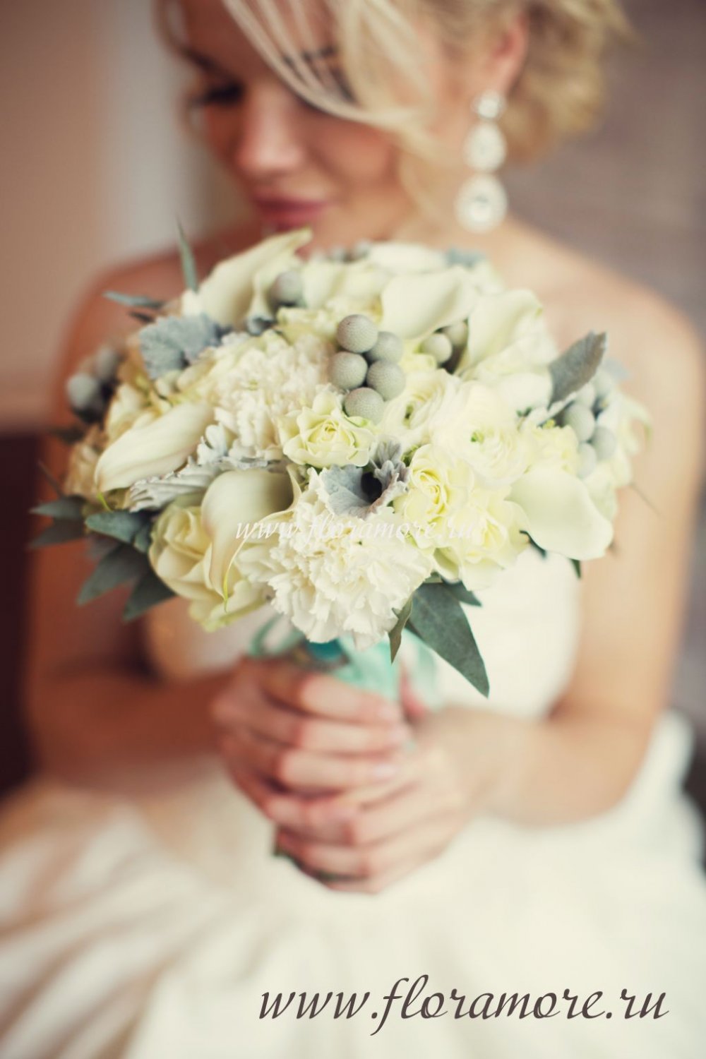 Флорист Кристина Каберне
Стилист Татьяна Обухова
Фотограф Лена Кожина