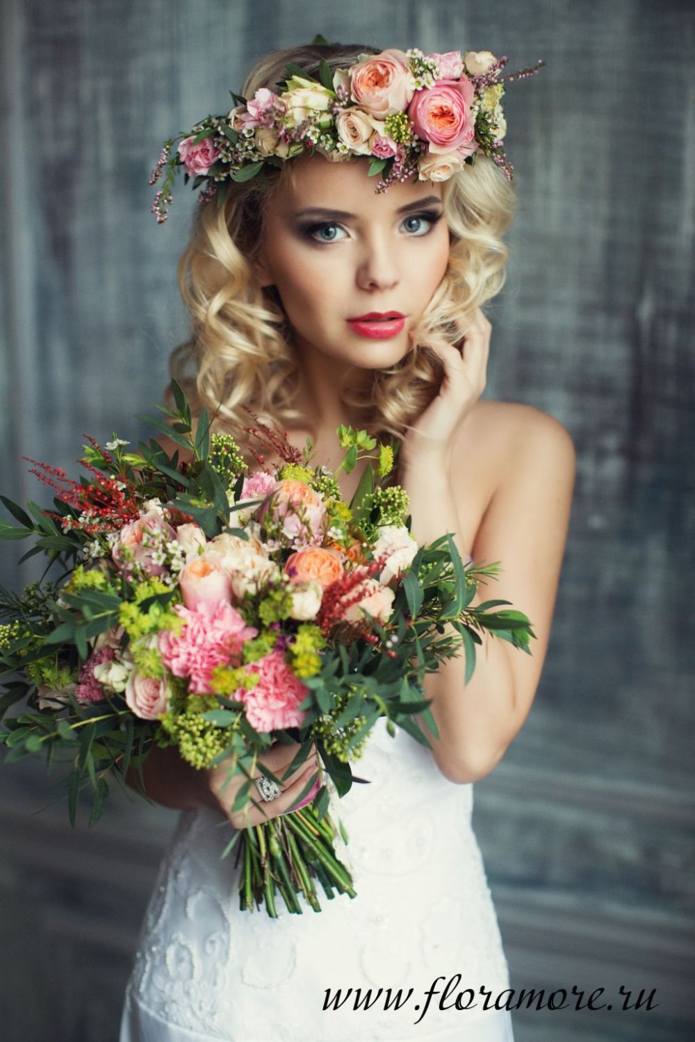 Флорист Кристина Каберне
Стилист Татьяна Обухова
Фотограф Лена Кожина