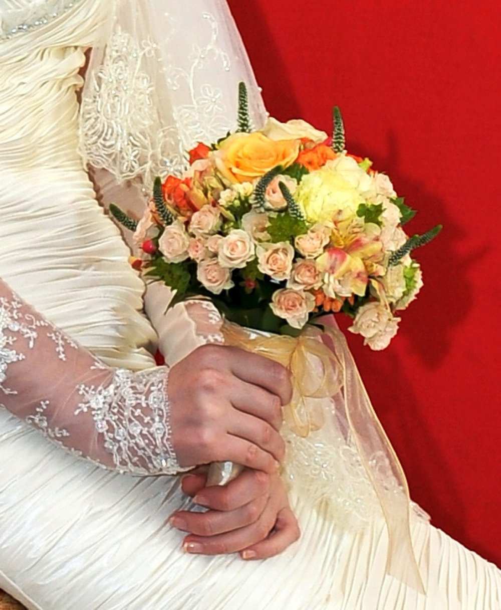 Букет из  роз и вероники