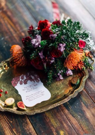 Бордовый букет на свадьбу