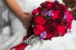 Букет в красном цвете