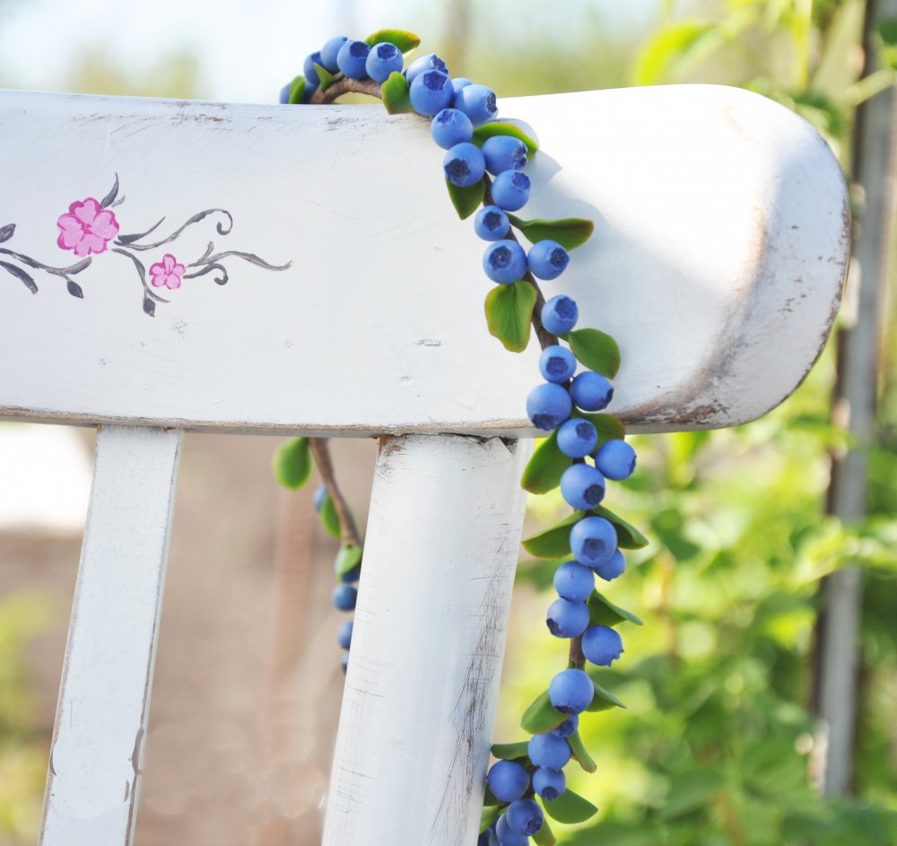 Венок для свадебной прически. Регулируется по форме головы.